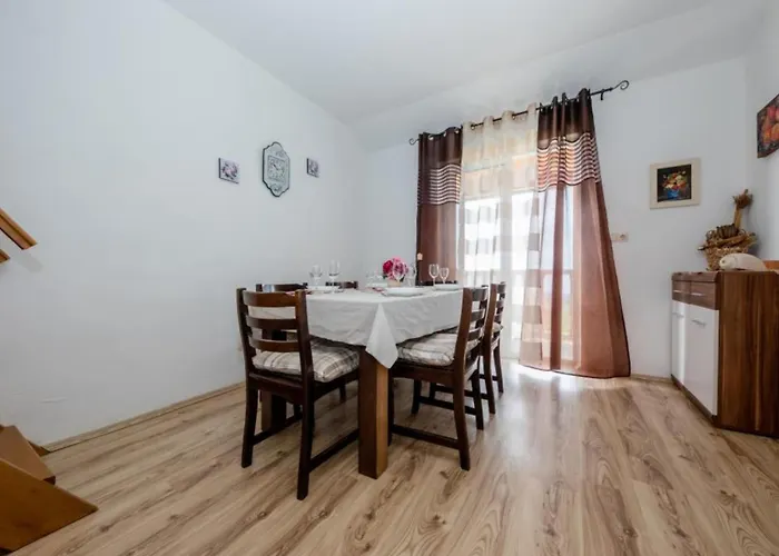 Apartment Scerbe Gordana & Miljenko Rab - One Bedroom With Terrace 3 *
