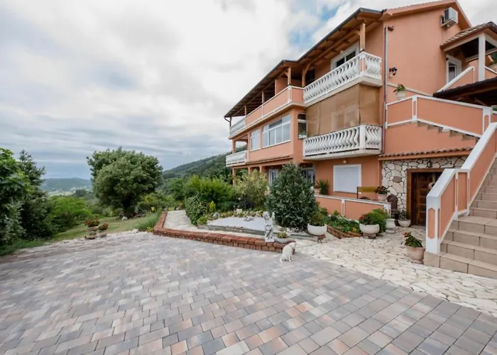 Scerbe Gordana & Miljenko Rab - One Bedroom With Terrace 3 *