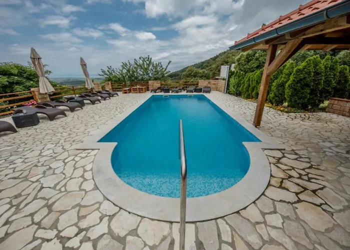 Scerbe Gordana & Miljenko Rab - One Bedroom With Terrace 3 * Rab Town